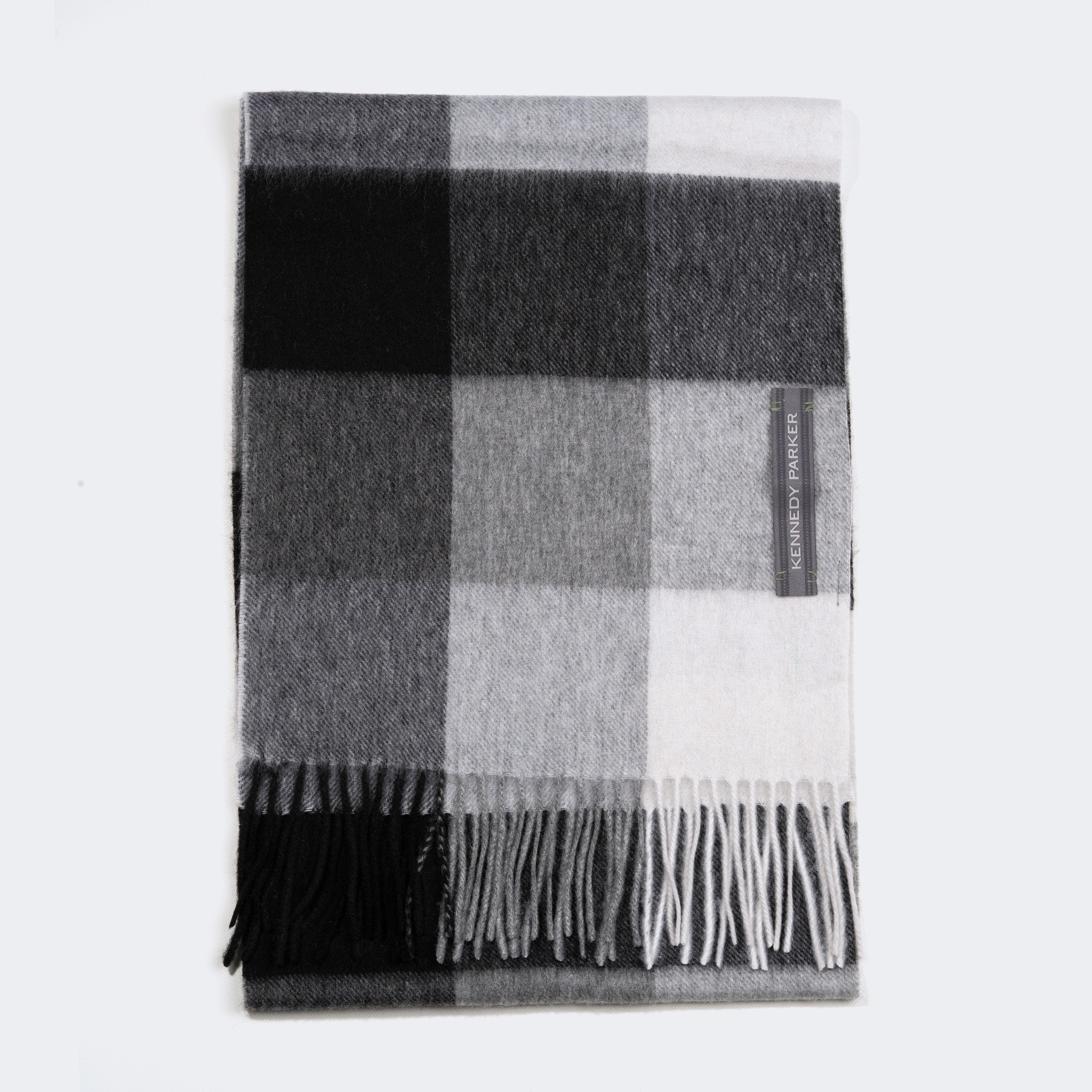Scarf_B_W_Main_83ea105e-bf95-403f-92c8-3854a16fe1c0.jpg